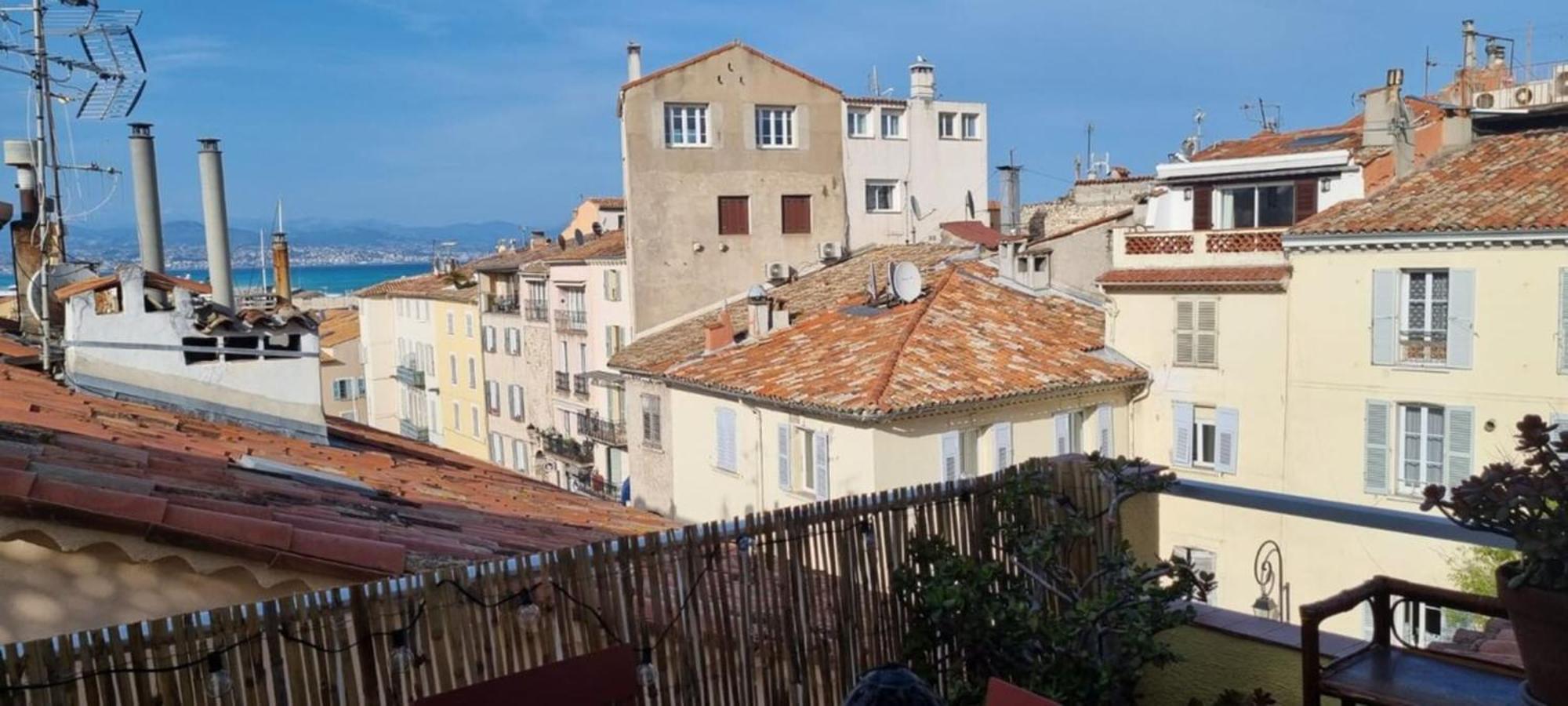 Ferienwohnung 06M - Old Antibes Beautiful Duplex Terrace With Sea View Exterior foto