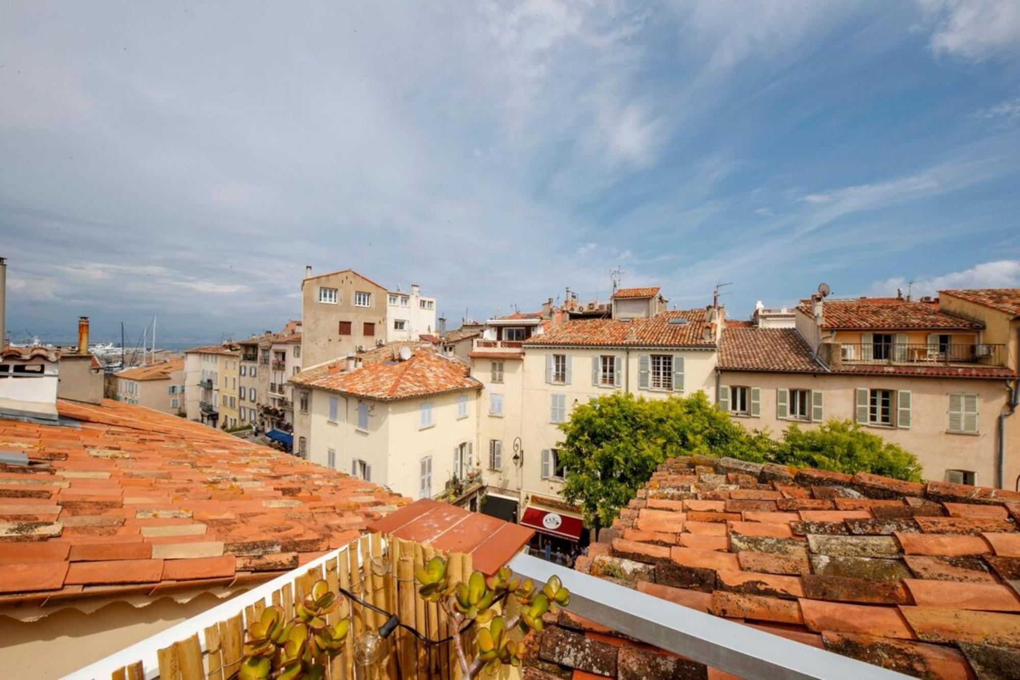 Ferienwohnung 06M - Old Antibes Beautiful Duplex Terrace With Sea View Exterior foto