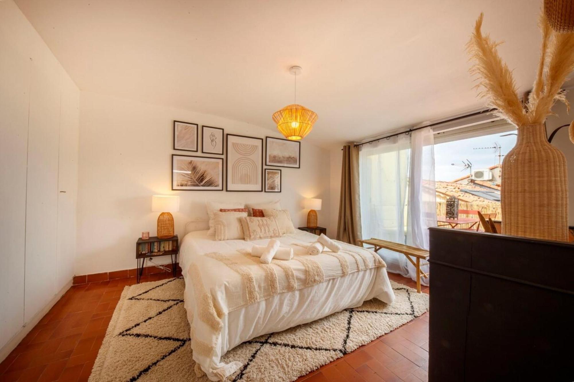 Ferienwohnung 06M - Old Antibes Beautiful Duplex Terrace With Sea View Exterior foto